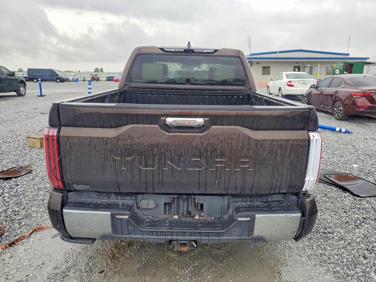 2022 Toyota Tundra 1794 Edition - Image 6