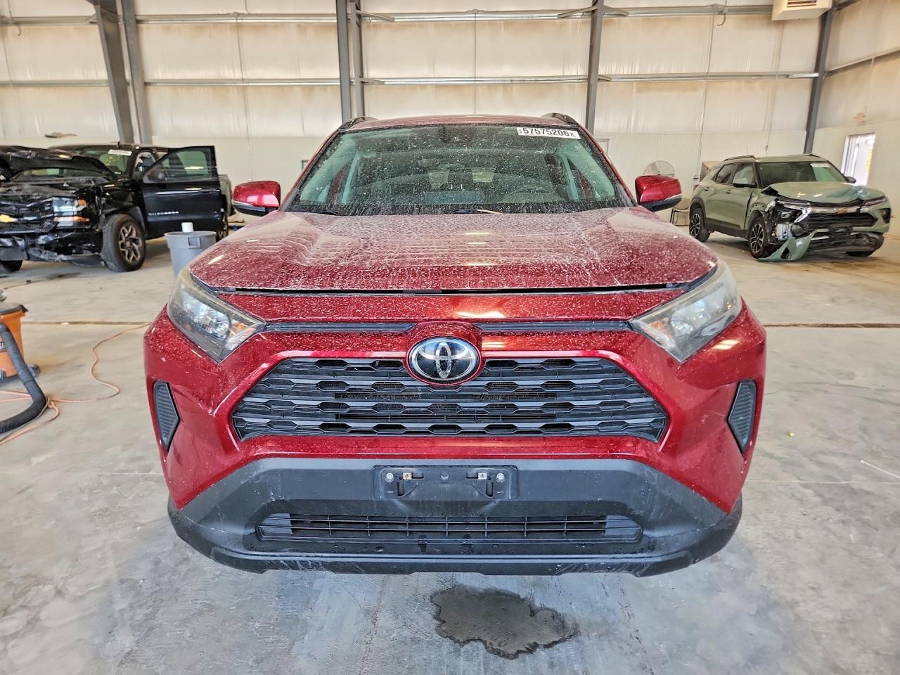 2021 Toyota Rav4 Le - Фото 5