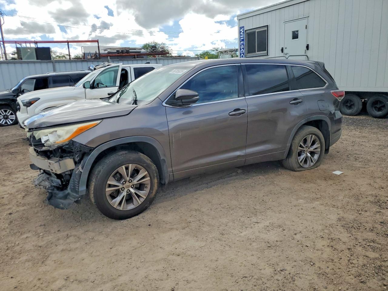 2014 Toyota Highlander Le