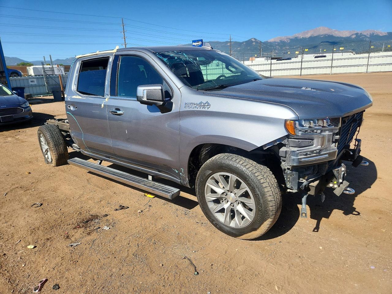 2019 Chevrolet Silverado K1500 High Country - Image 4