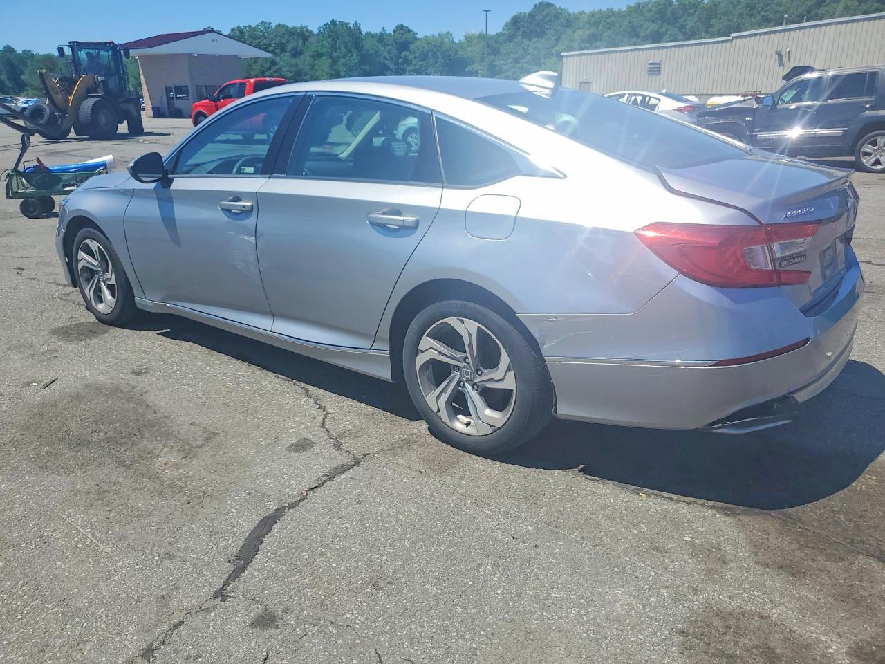 2018 Honda Accord Ex - Фото 2