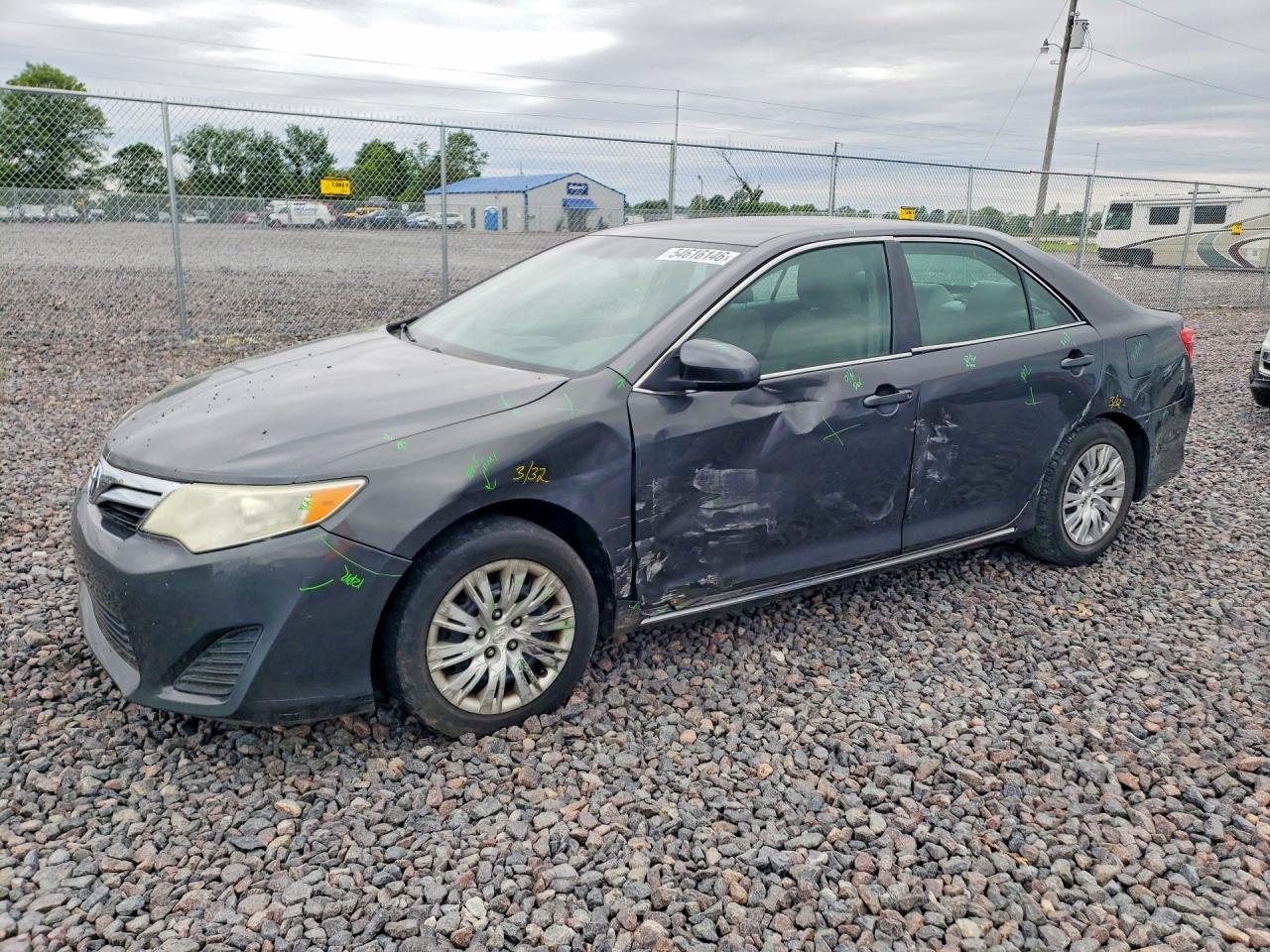 2014 Toyota Camry Le