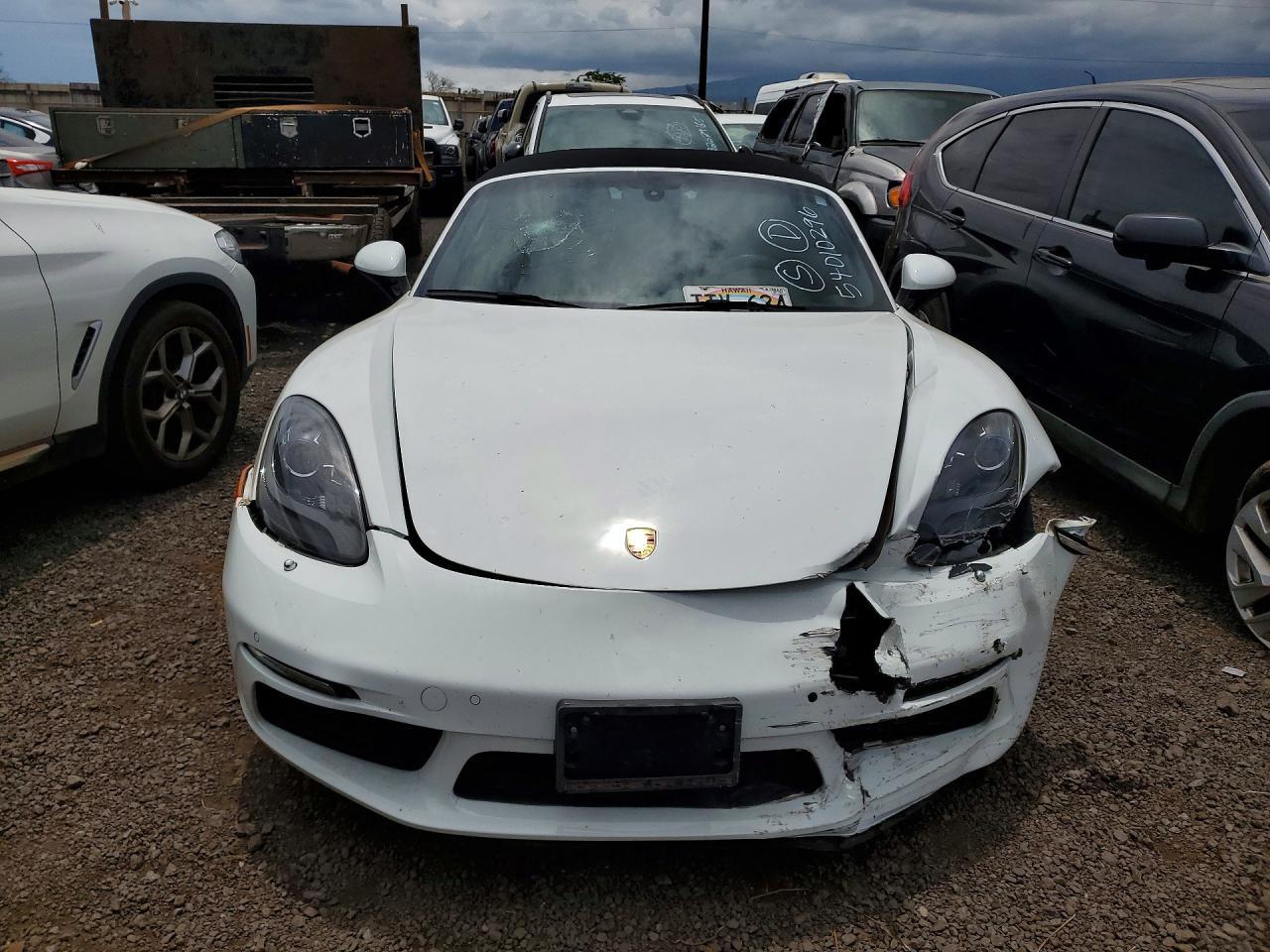 2019 Porsche Boxster - Image 5