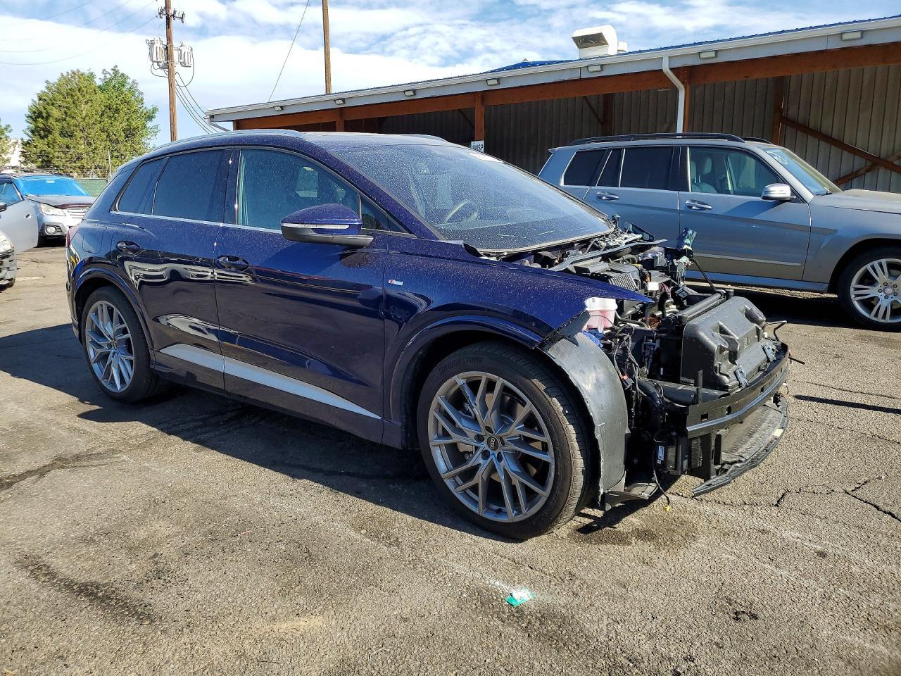 2025 Audi Q4 E-Tron Premium Plus - Фото 4
