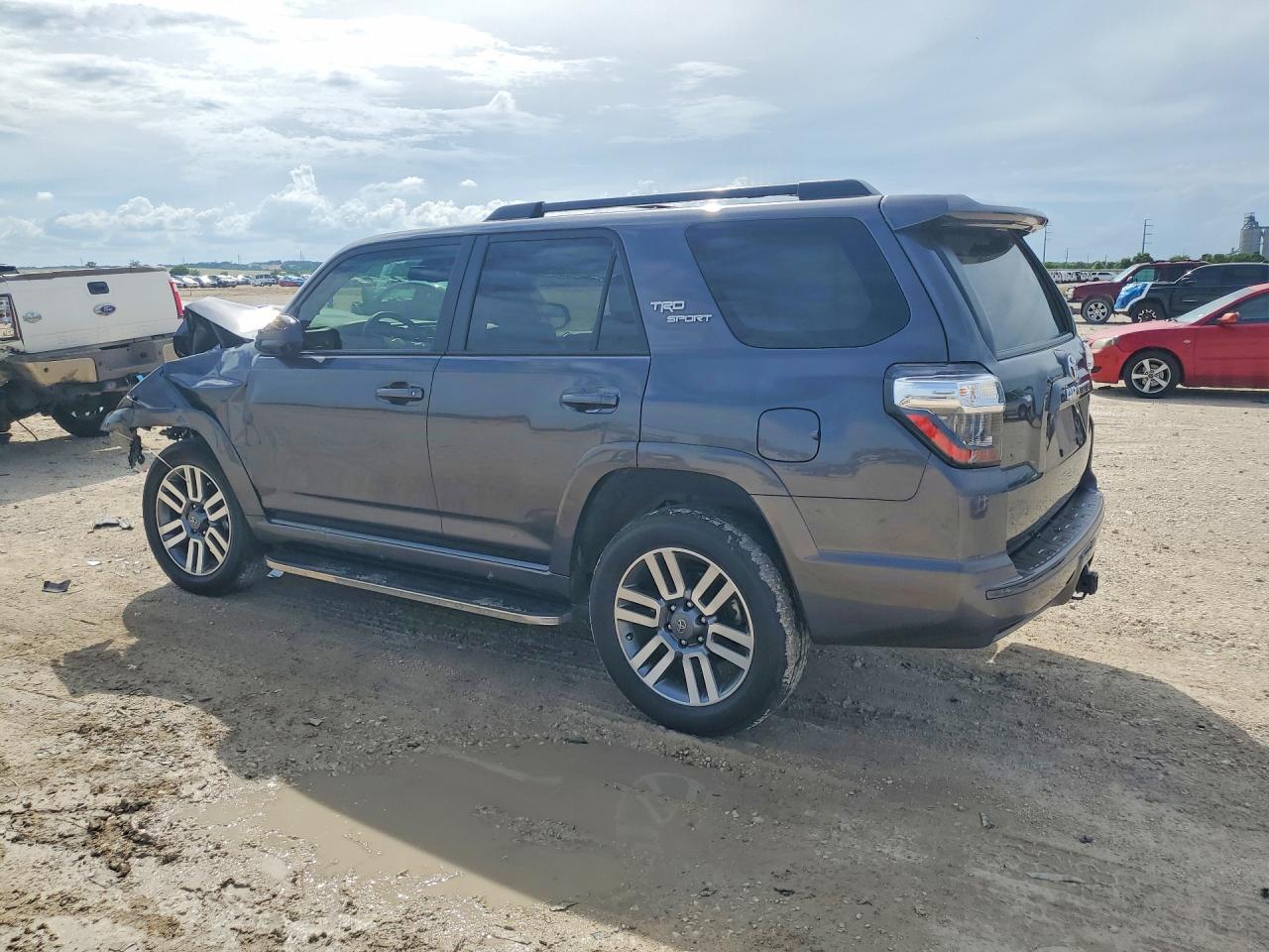2023 Toyota 4Runner Trd Sport - Image 2