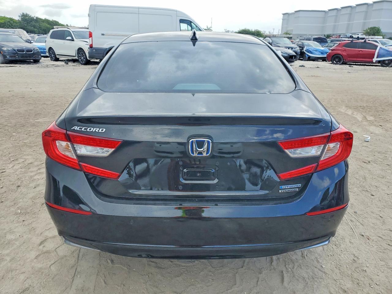 2022 Honda Accord Touring Hybrid - Фото 6