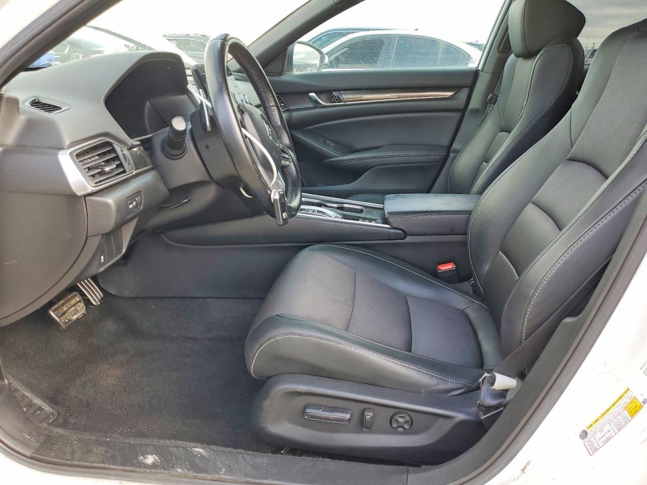 2021 Honda Accord Sport - Image 7