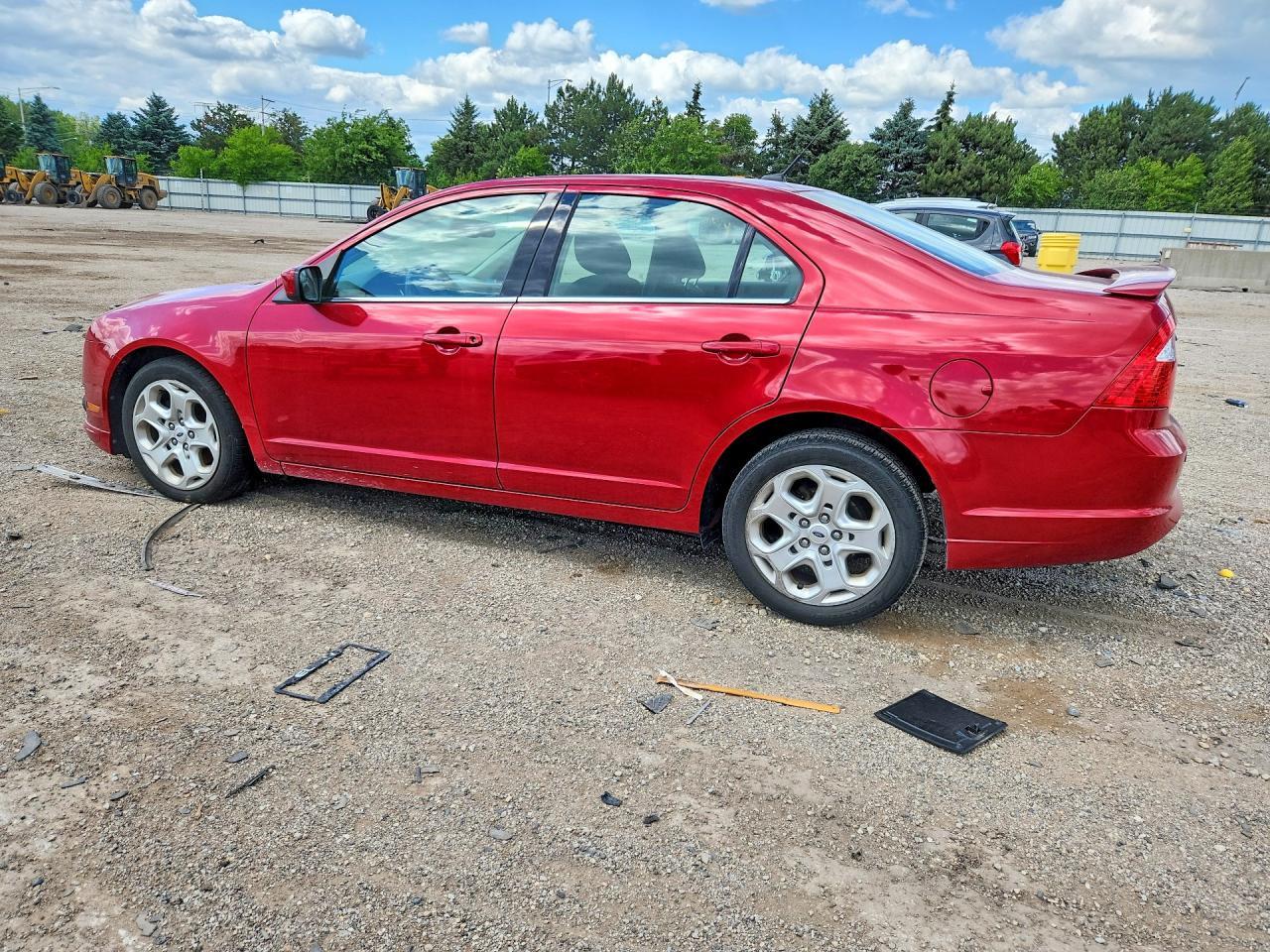 2011 Ford Fusion Se - Фото 2