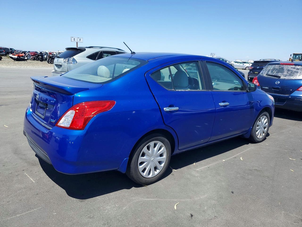 2015 Nissan Versa 1.6 Sv - Фото 3