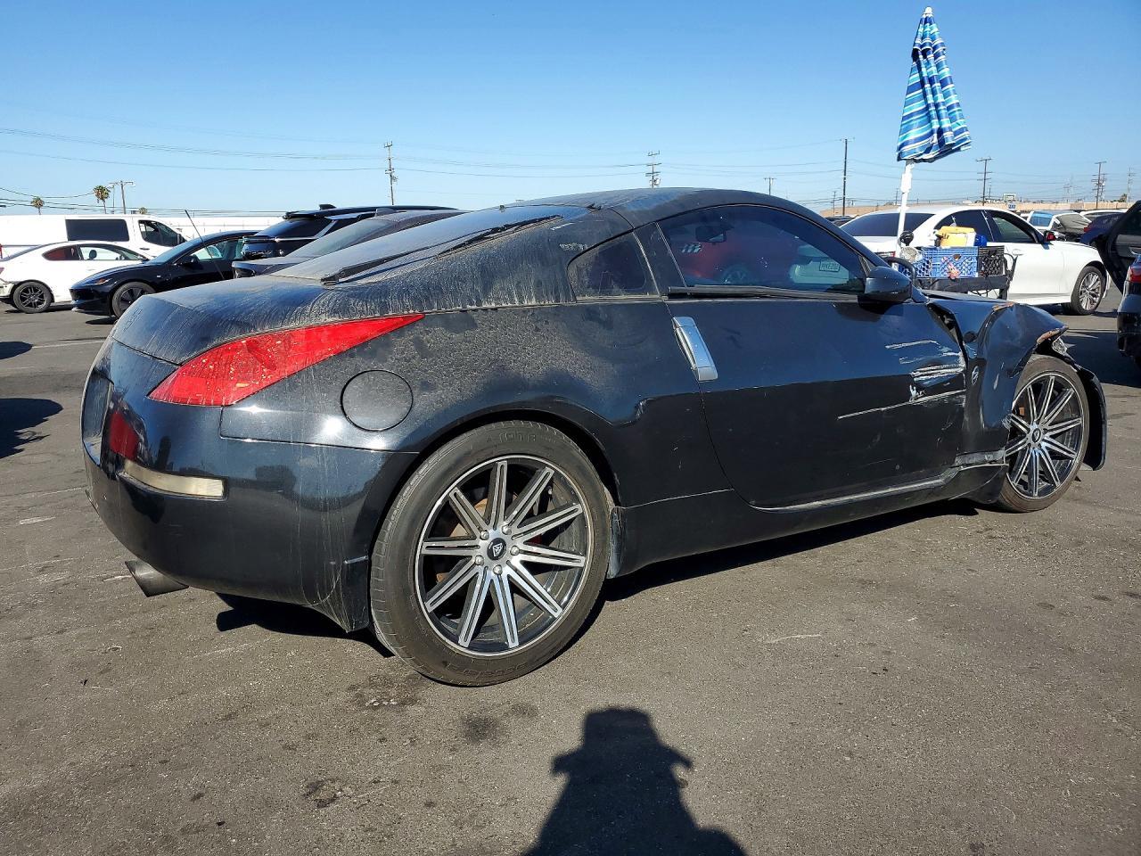 2006 Nissan 350Z Coupe - Image 3