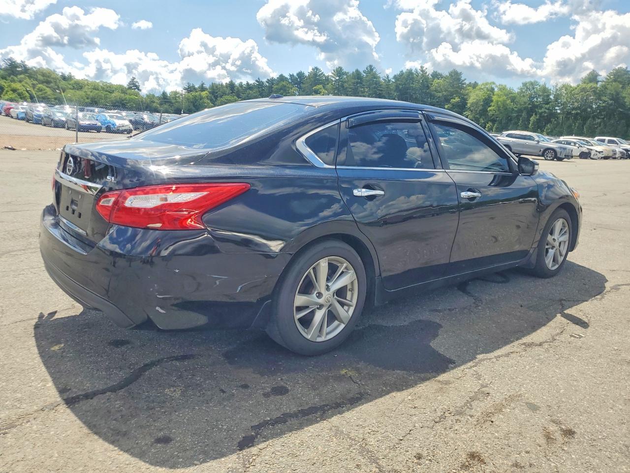 2017 Nissan Altima 2.5 - Фото 3