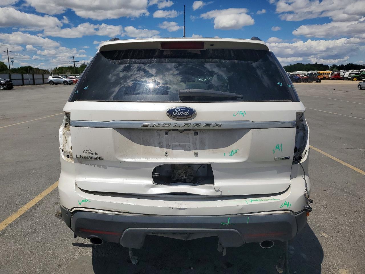 2014 Ford Explorer Limited - Image 6