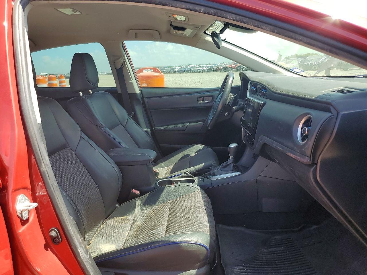 2018 Toyota Corolla Se - Фото 7