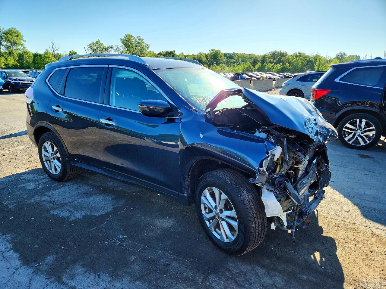 2016 Nissan Rogue Sv - Фото 4