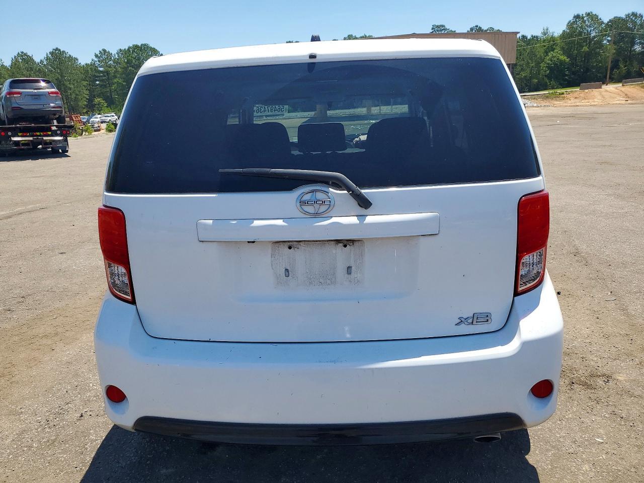 2015 Scion Xb Base - Фото 6