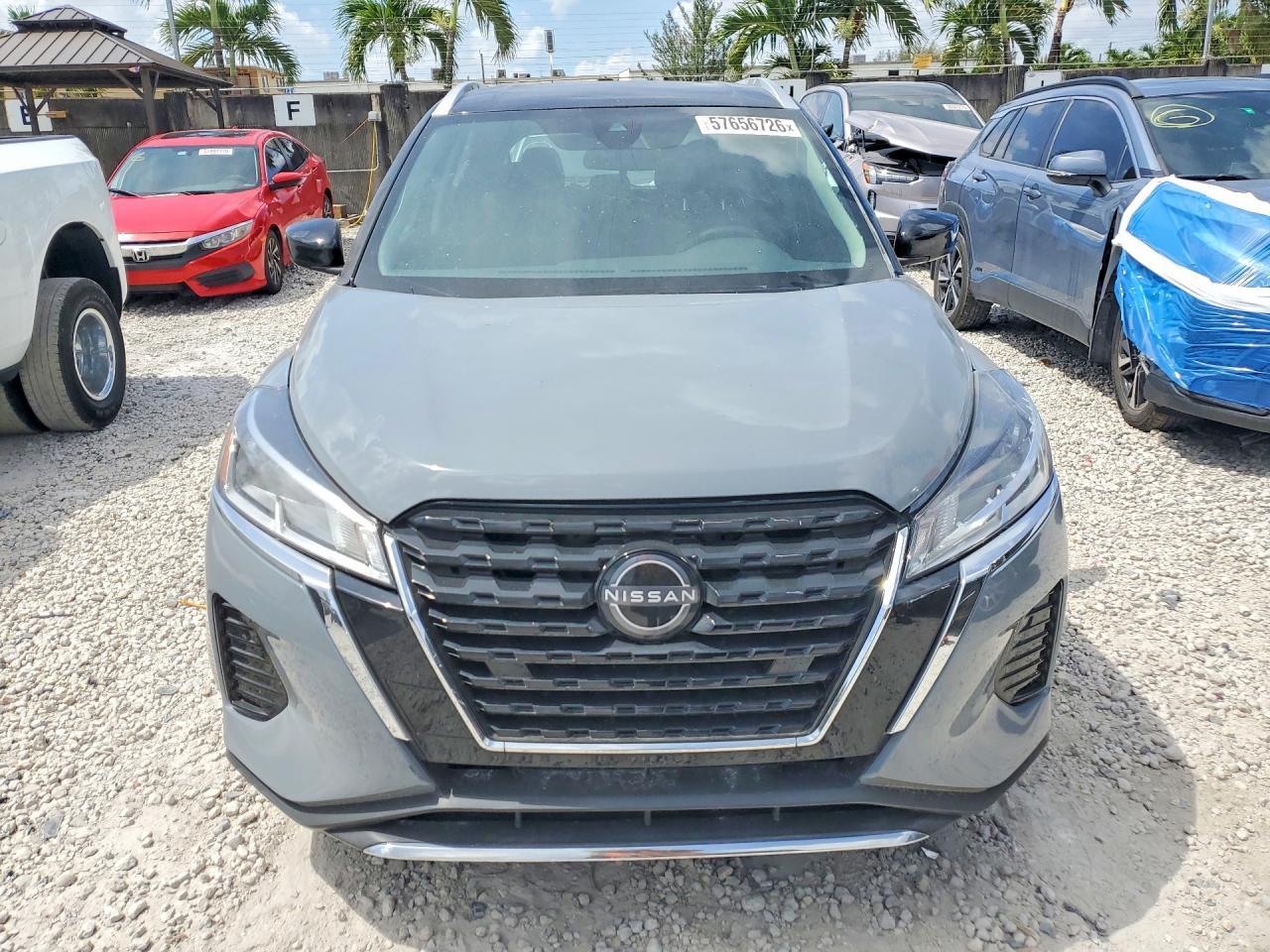 2023 Nissan Kicks Sv - Image 5
