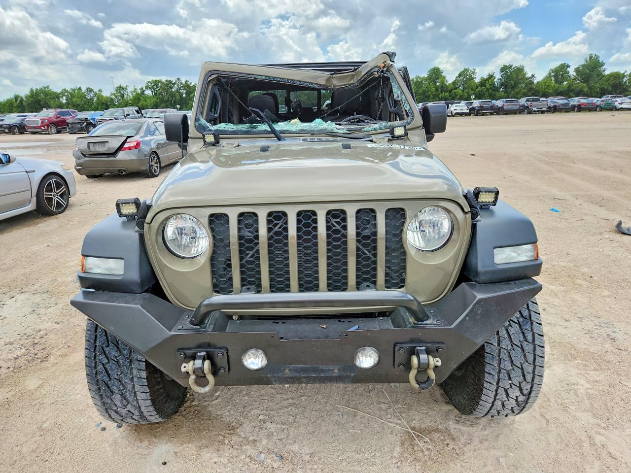 2020 Jeep Gladiator Sport - Фото 5