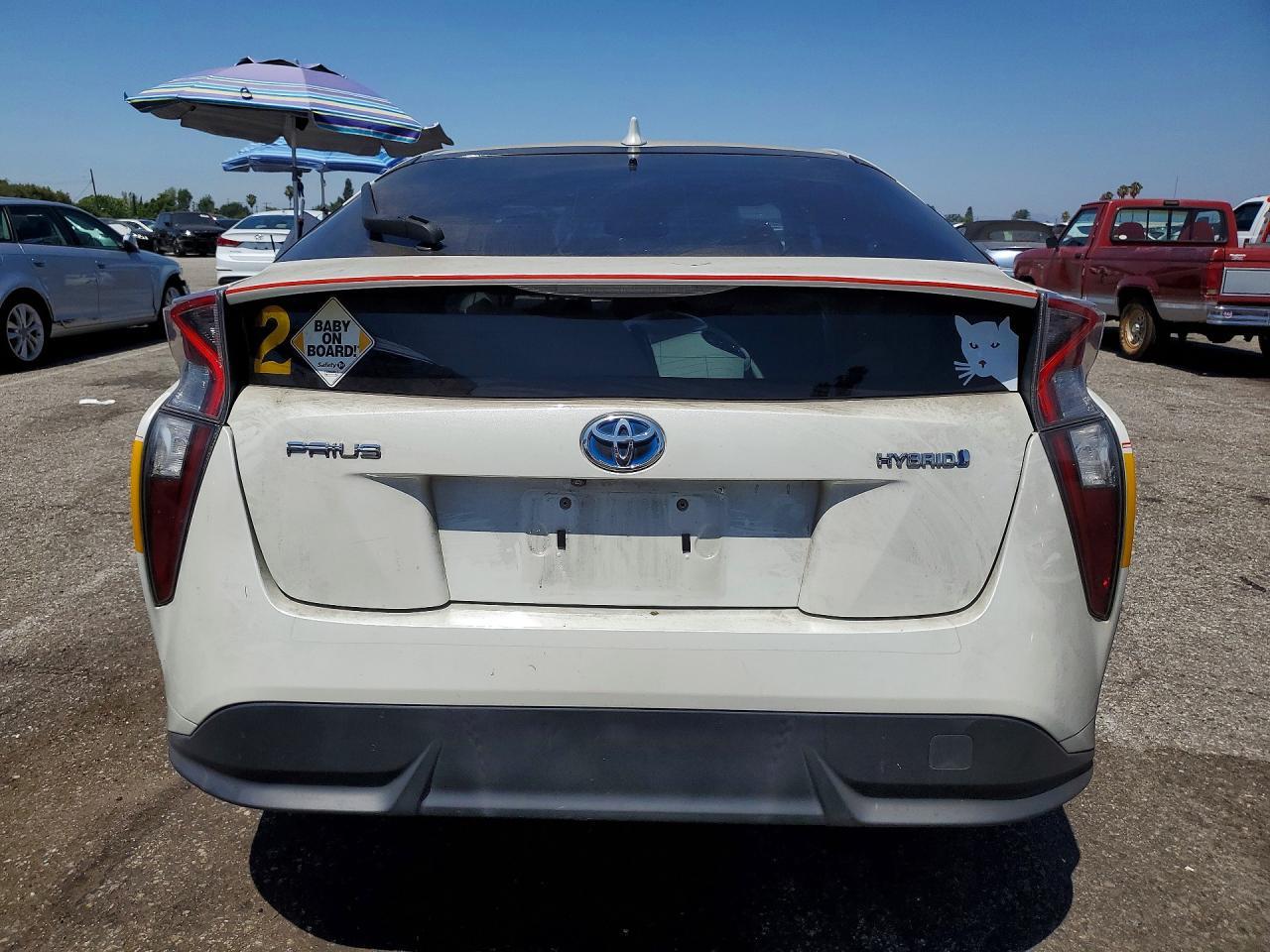 2016 Toyota Prius Four Touring - Фото 6