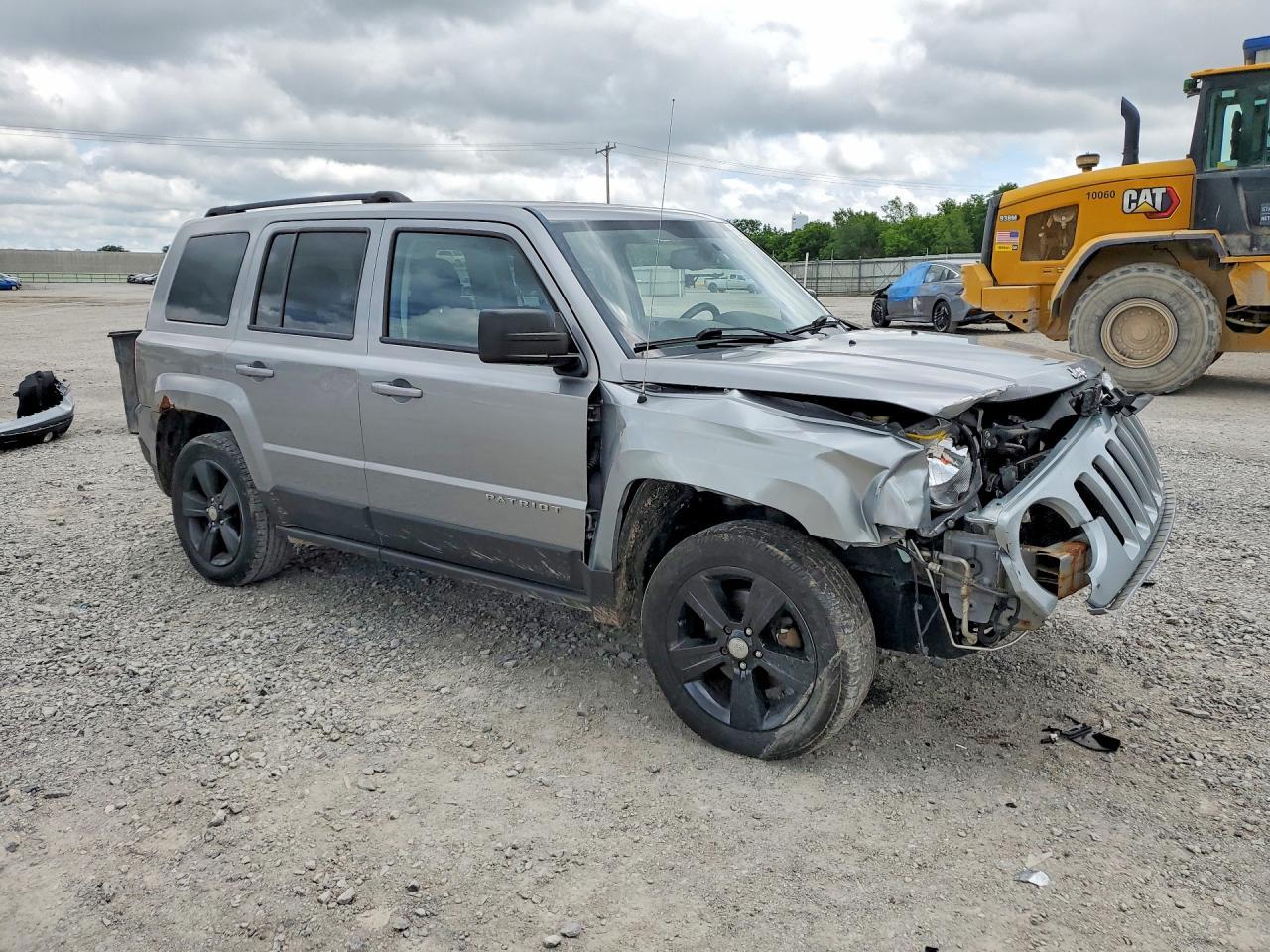 2016 Jeep Patriot Latitude - Фото 4