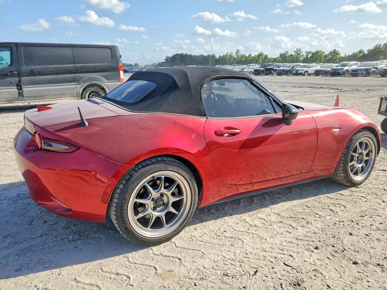 2021 Mazda Mx-5 Miata Sport - Фото 3