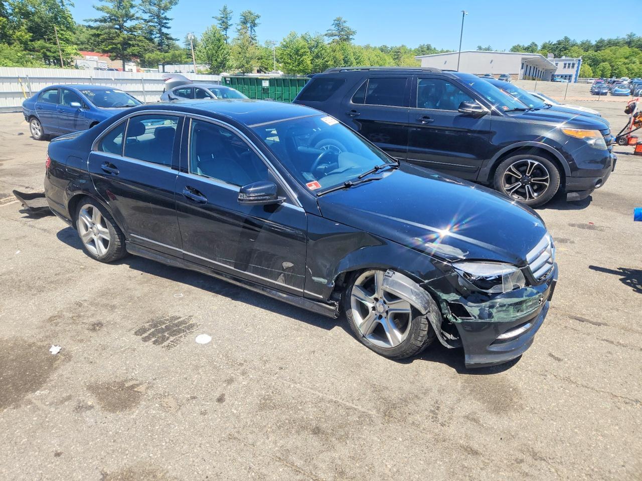2011 Mercedes-Benz C 300 4Matic - Image 4