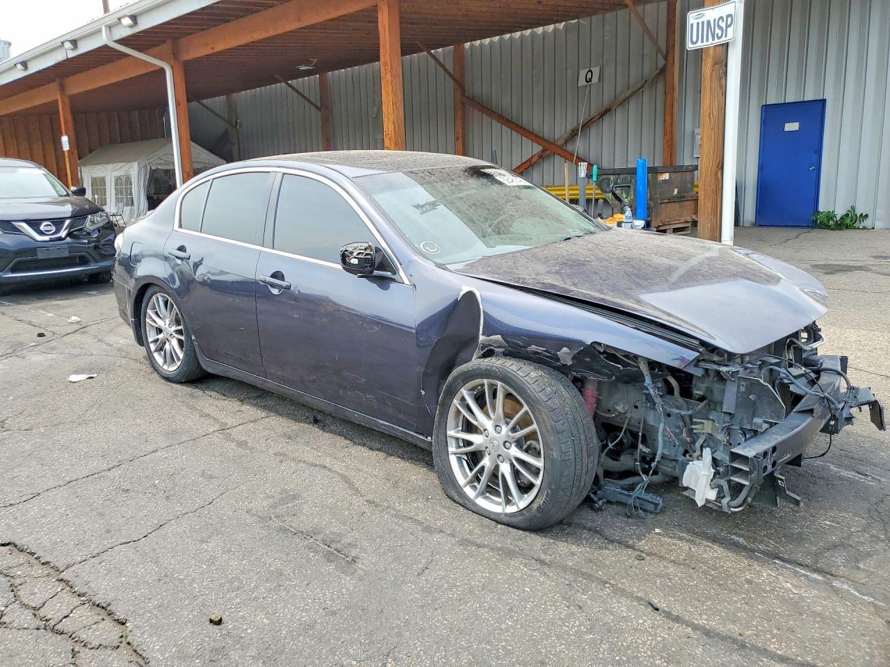 2010 Infiniti G17 X - Фото 4