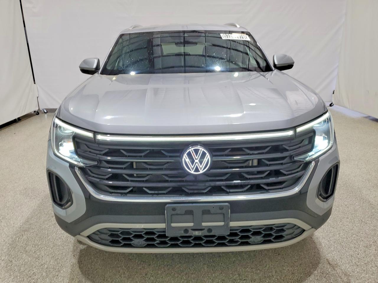 2024 Volkswagen Atlas Cross Sport Se - Image 5