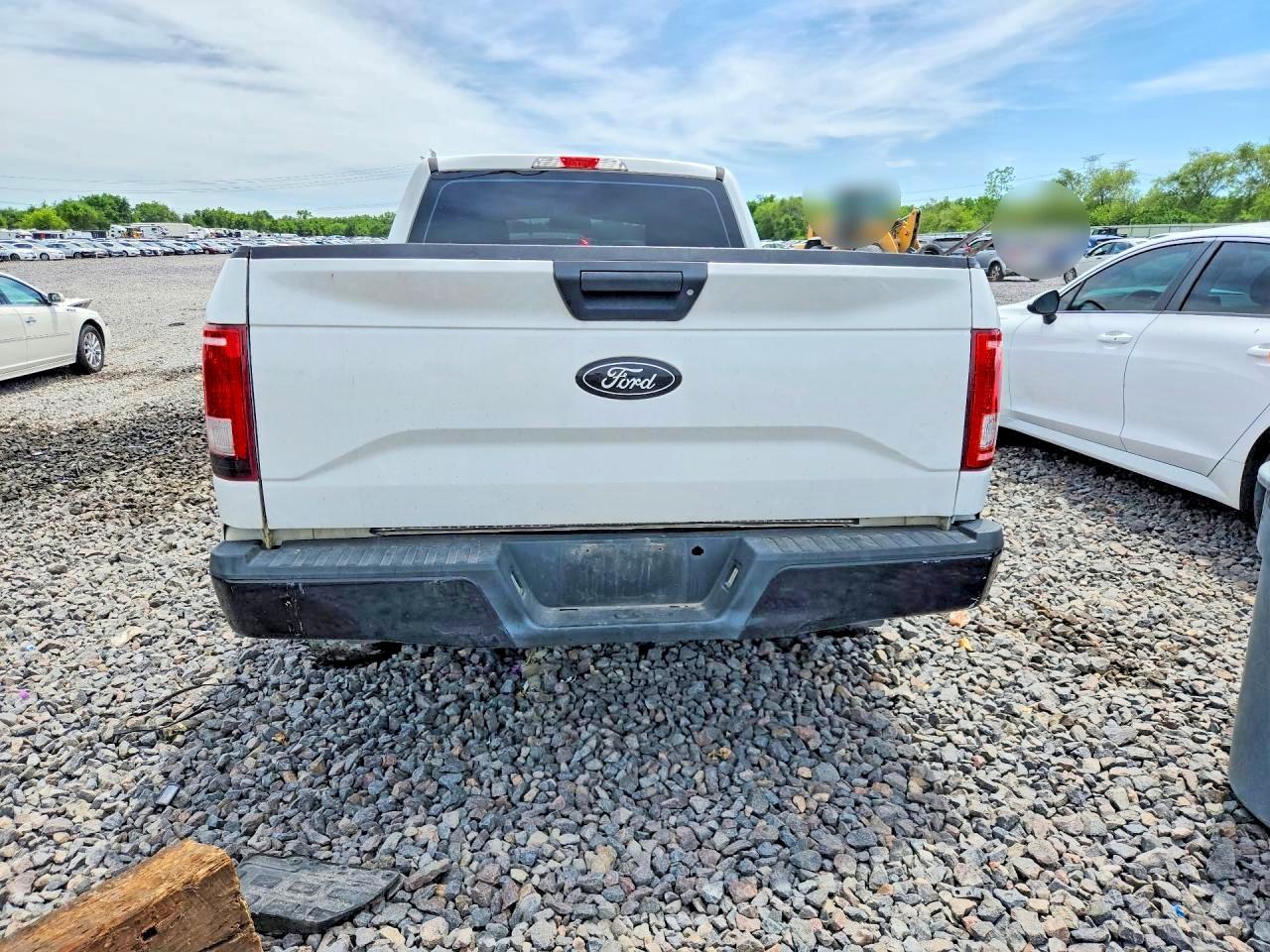 2017 Ford F150 - Фото 6