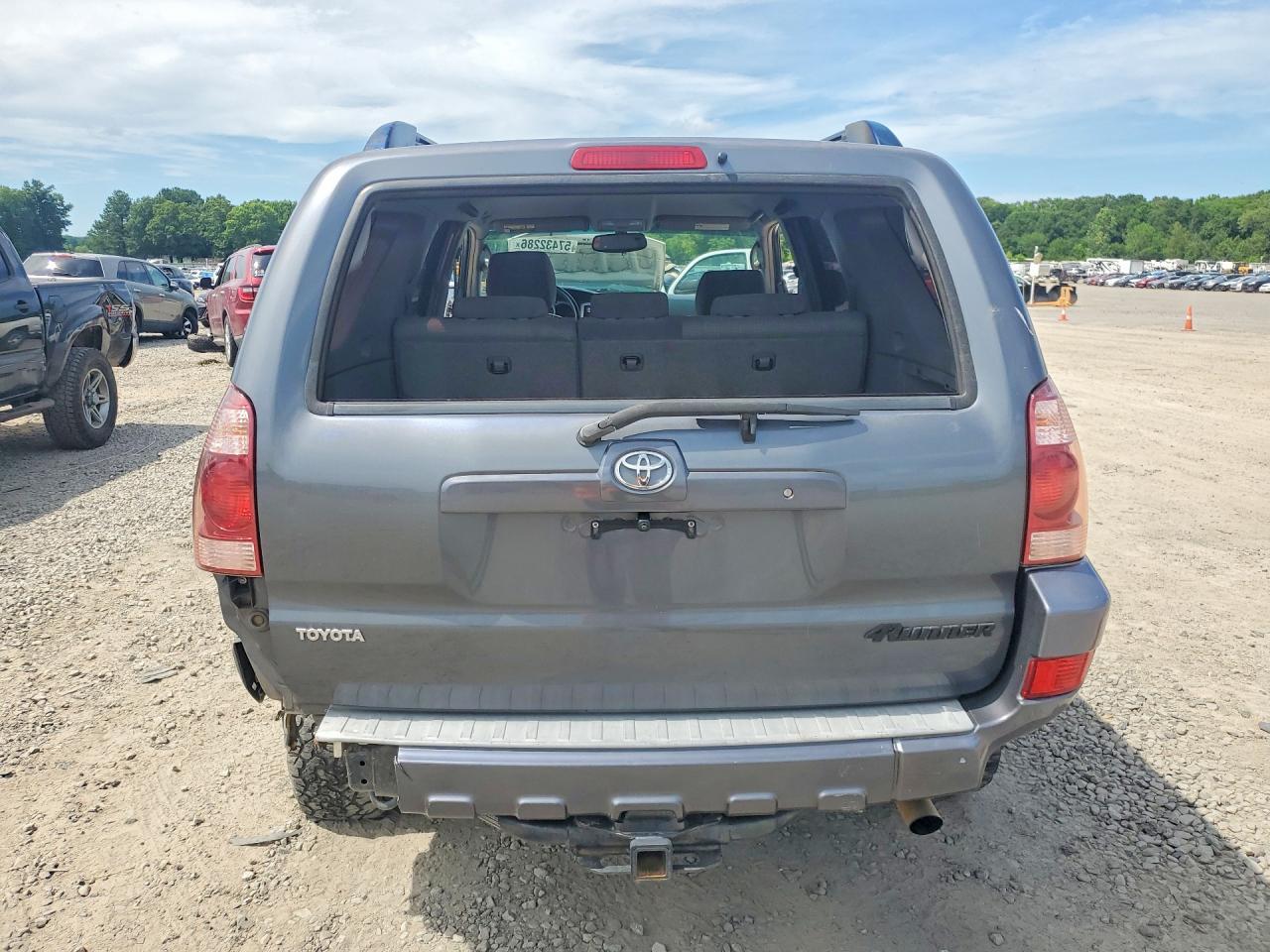 2005 Toyota 4Runner Sr5 - Фото 6