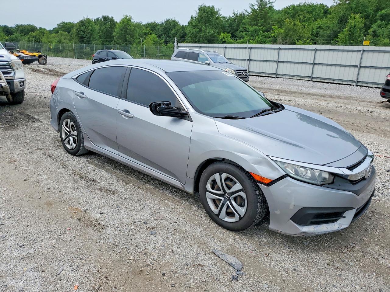 2018 Honda Civic Lx - Image 4