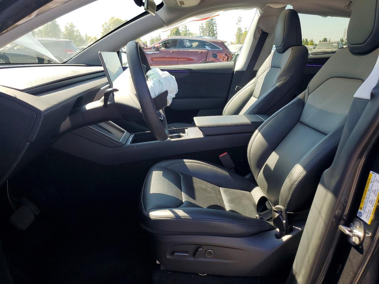 2026 Tesla Model Y - Фото 7