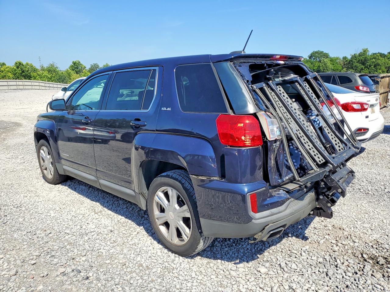 2017 GMC Terrain Slt - Image 2