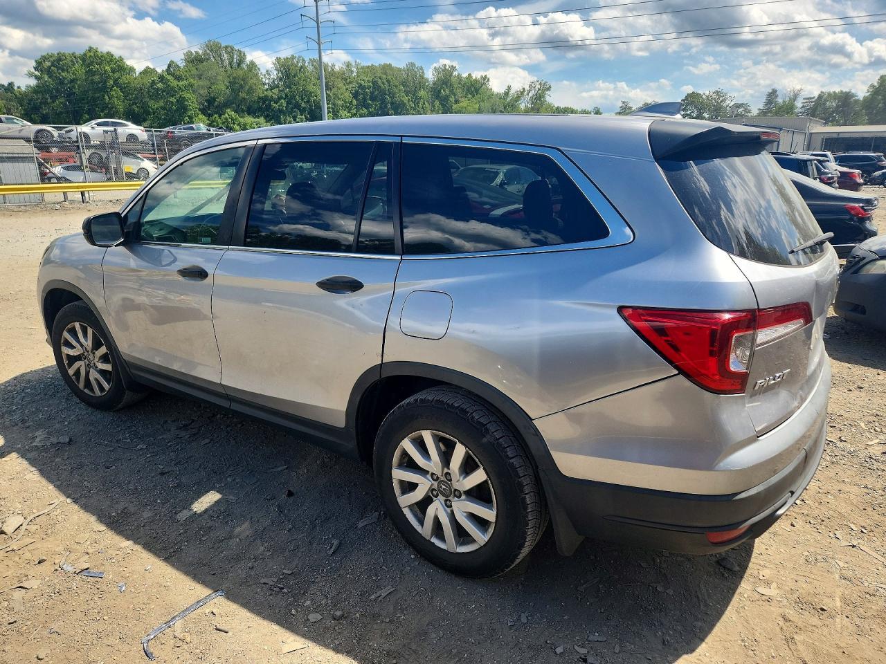 2020 Honda Pilot Lx - Image 2