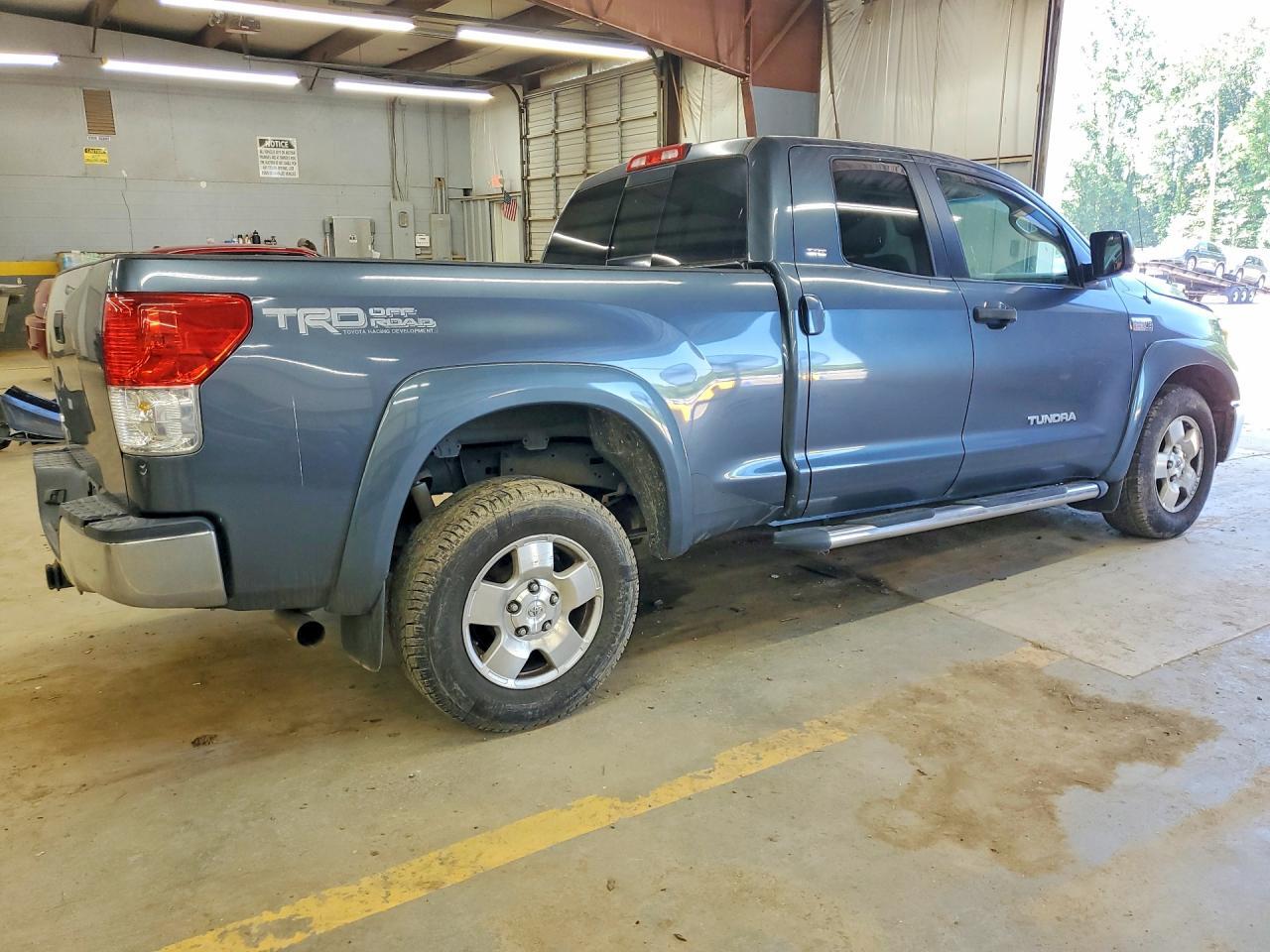 2010 Toyota Tundra Double Cab Sr5 - Image 3