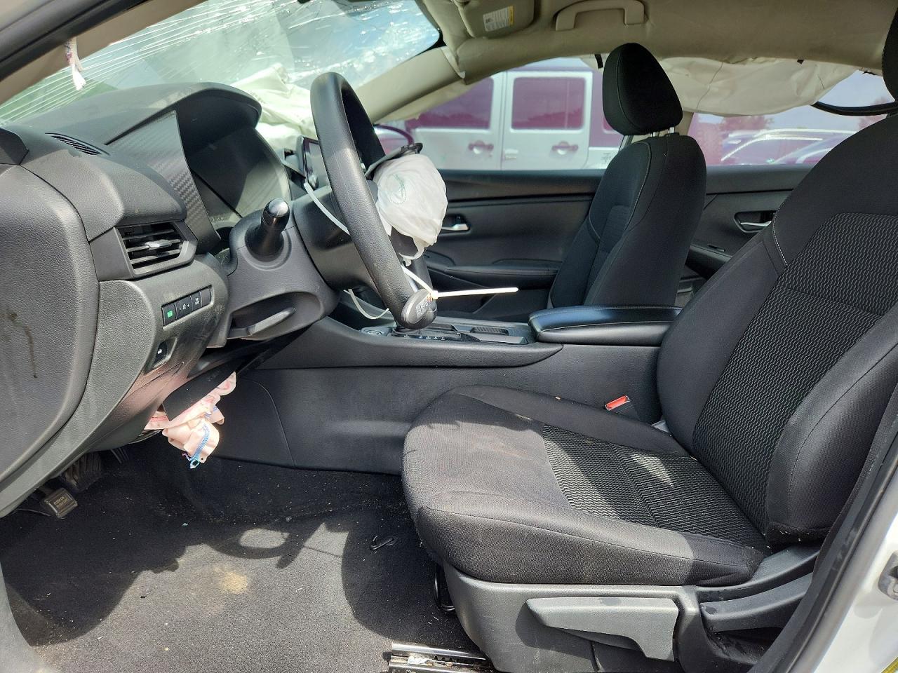 2023 Nissan Sentra S - Image 7