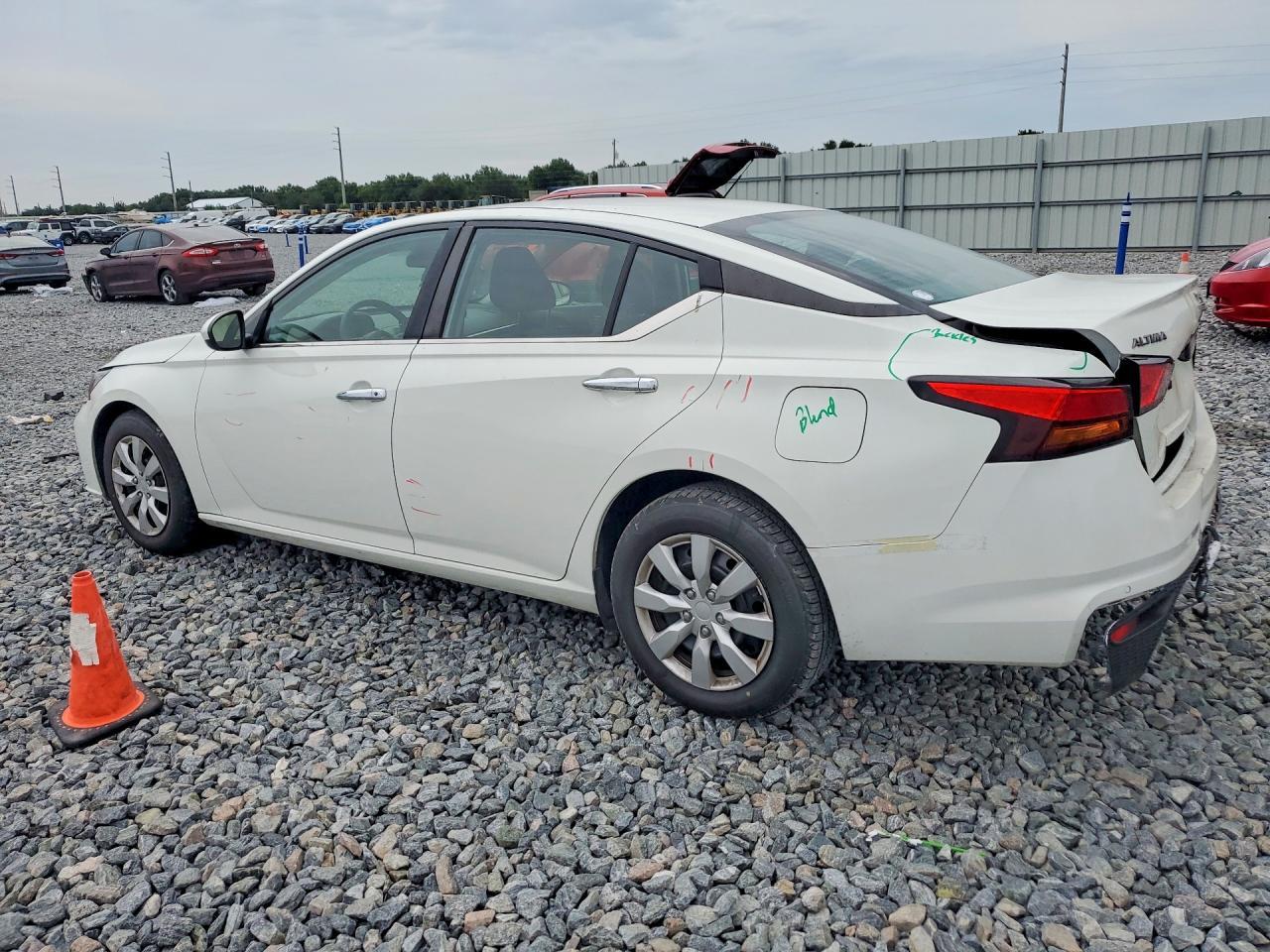 2023 Nissan Altima S - Image 2