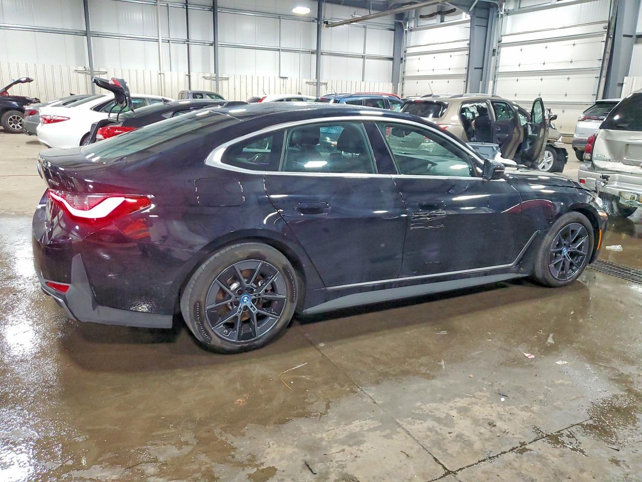 2024 BMW I4 xDrive 40 - Фото 3