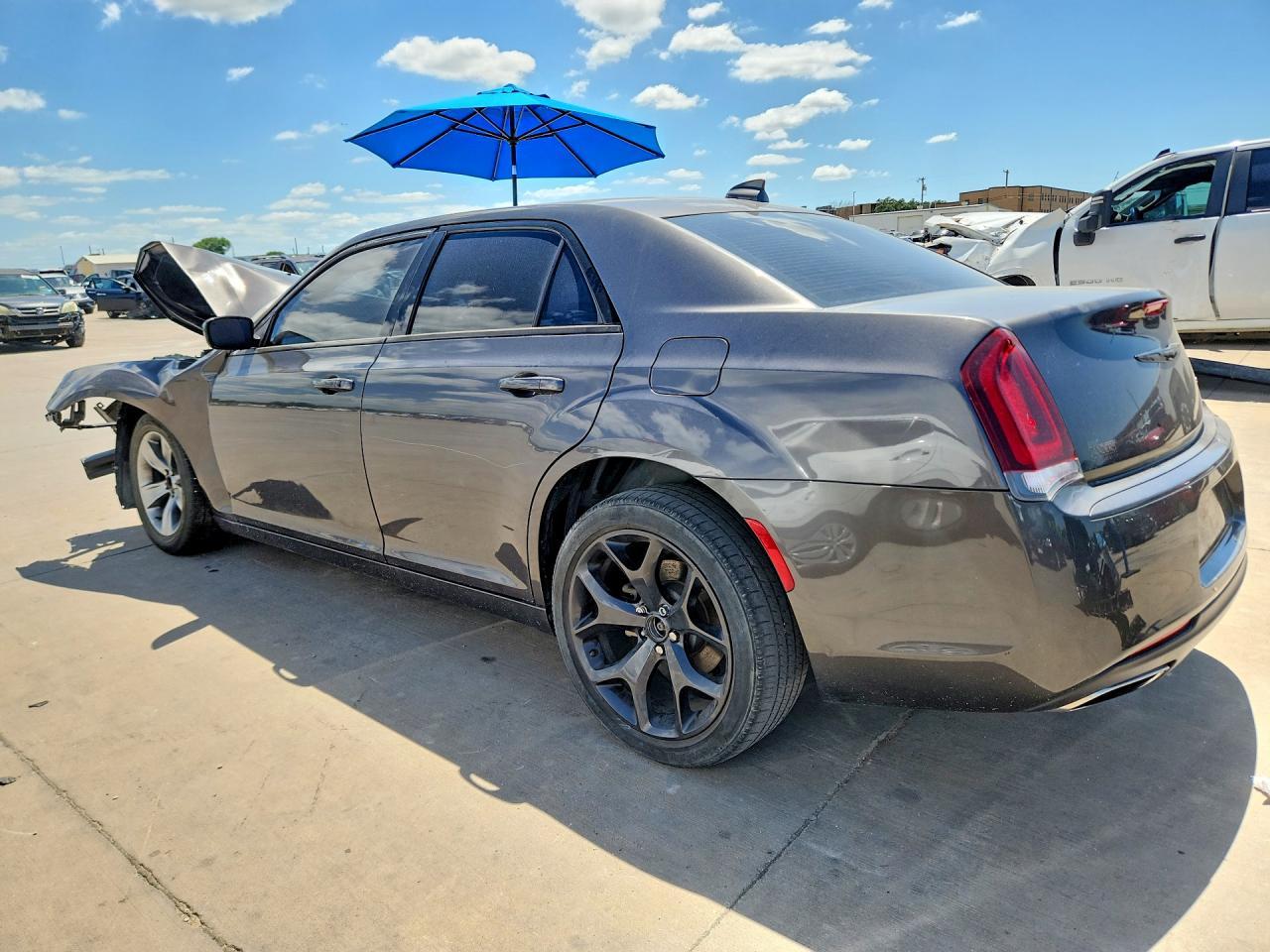 2020 Chrysler 300 Touring - Image 2