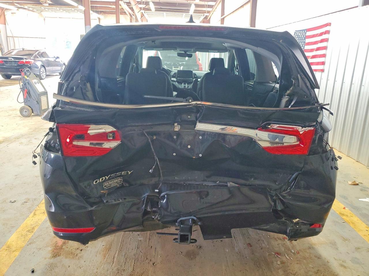 2019 Honda Odyssey - Image 6