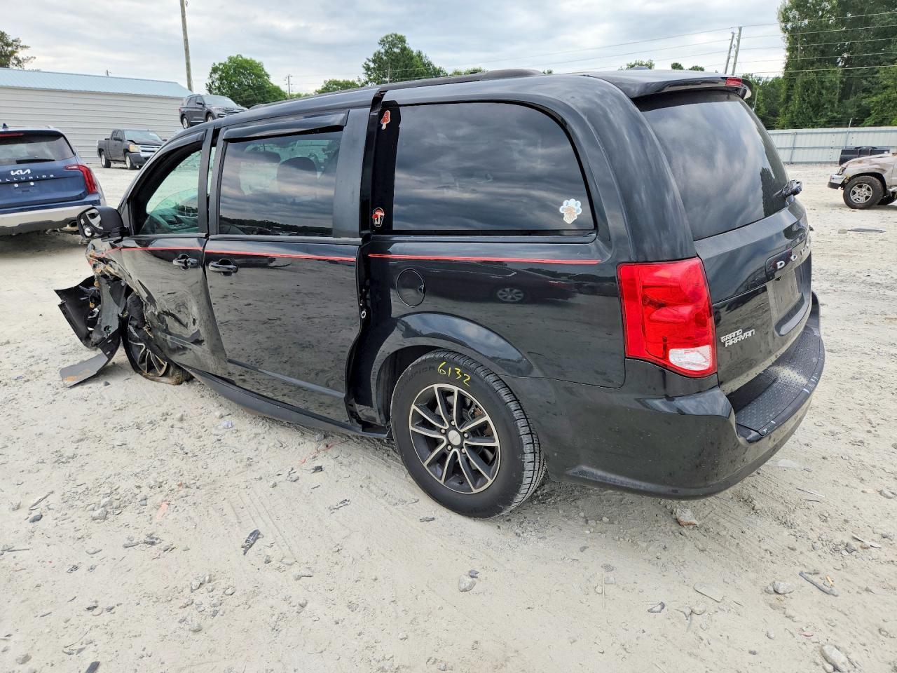2018 Dodge Grand Caravan Gt - Фото 2