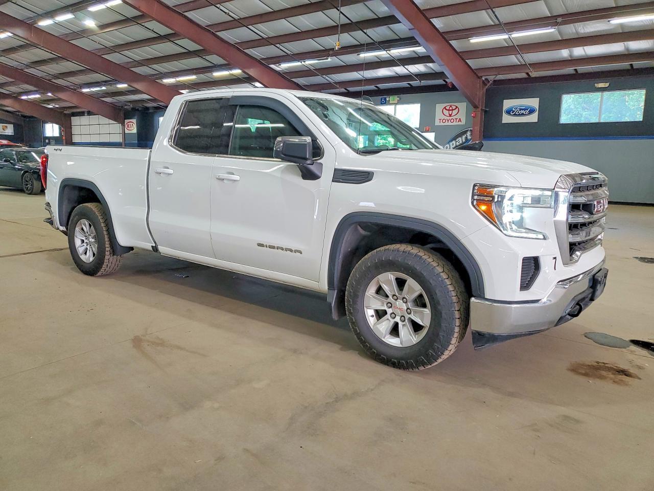 2019 GMC Sierra K1500 Sle - Image 4