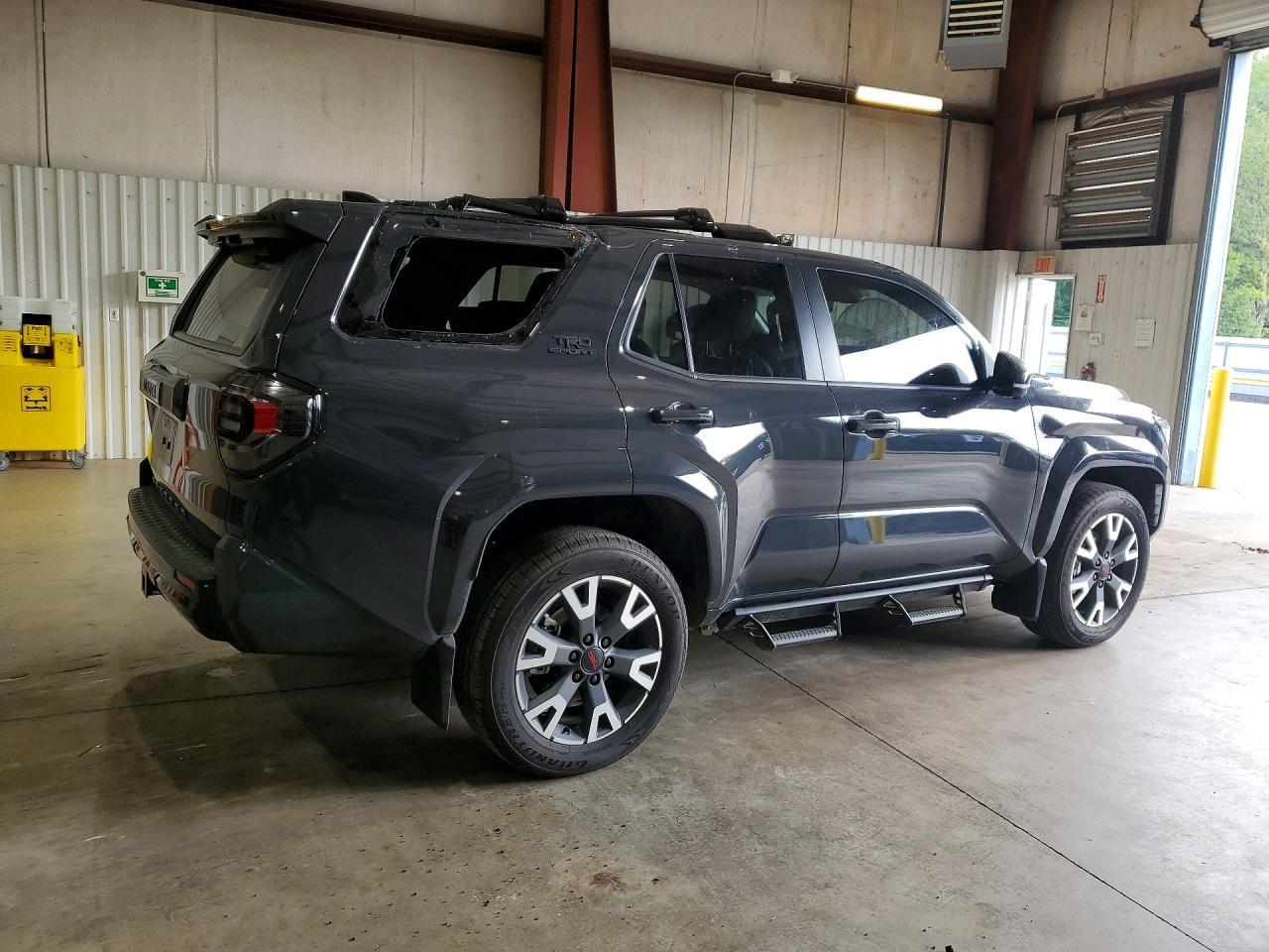 2026 Toyota 4Runner - Image 3