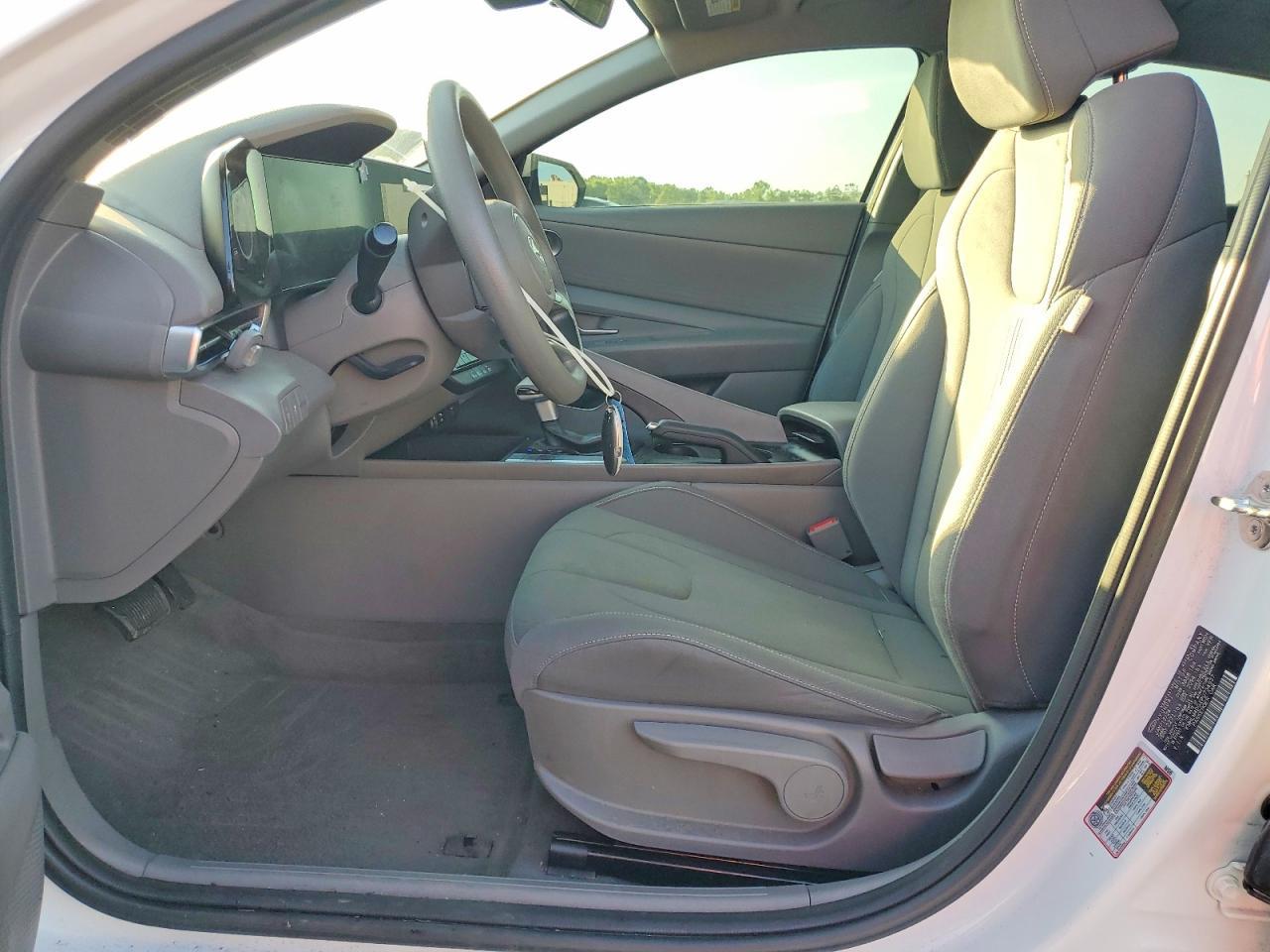 2024 Hyundai Elantra Sel - Фото 7