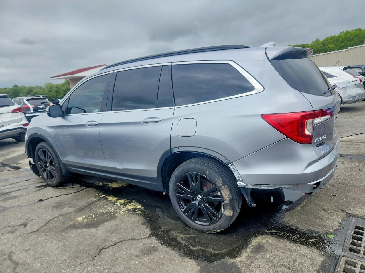 2022 Honda Pilot Se - Фото 2