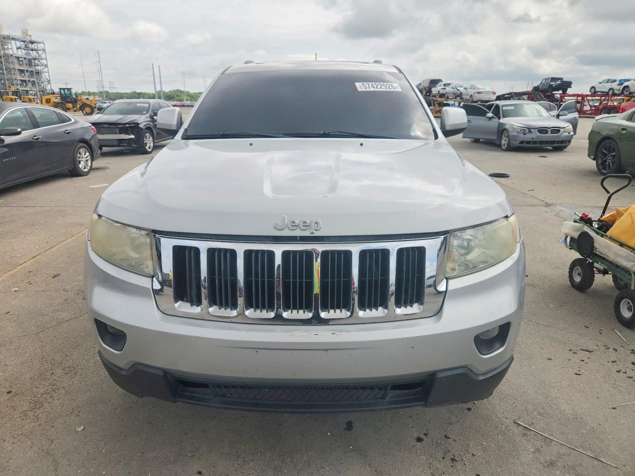 2011 Jeep Grand Cherokee Laredo - Image 5