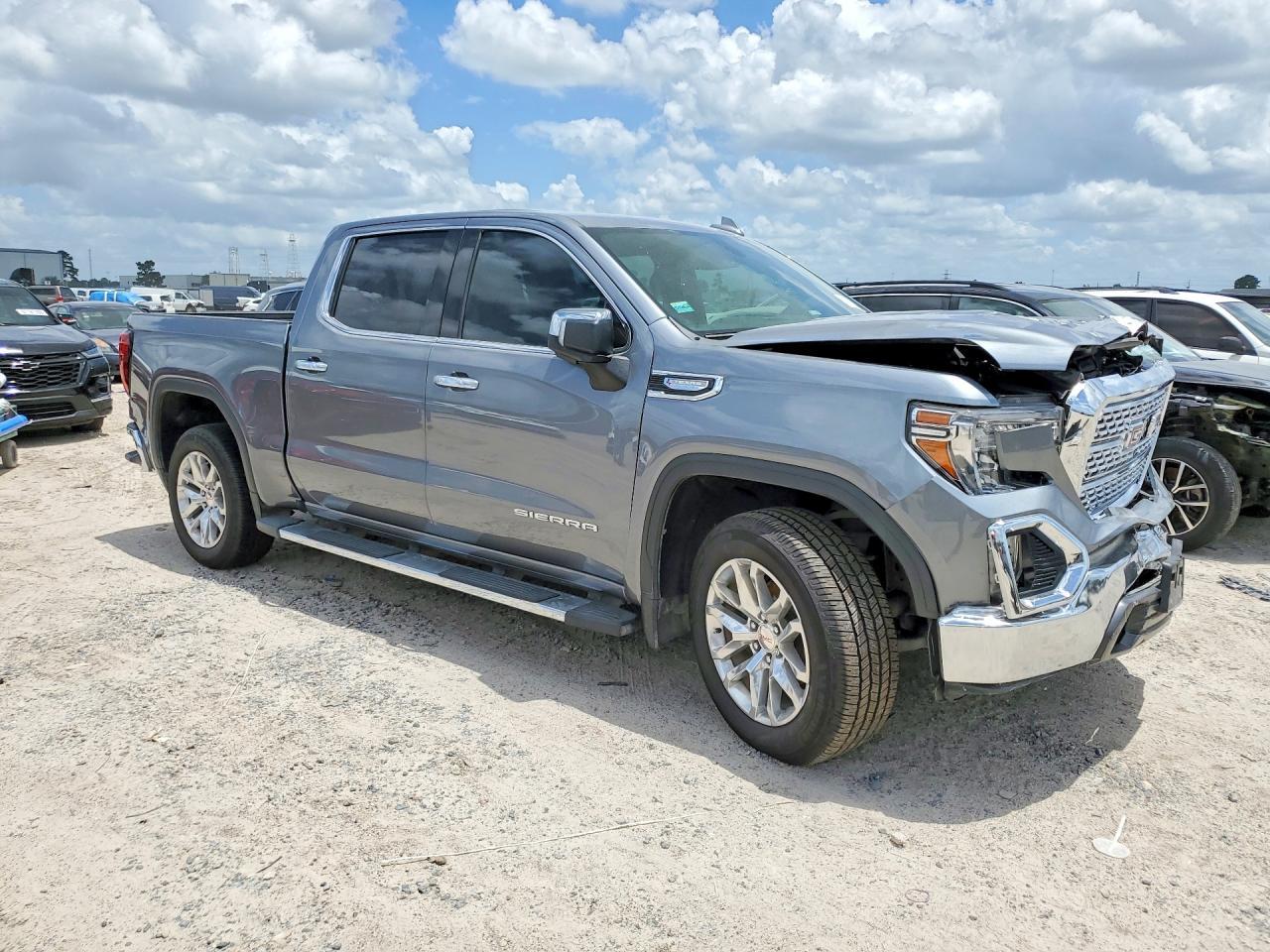 2022 GMC Sierra Limited C1500 Slt - Image 4