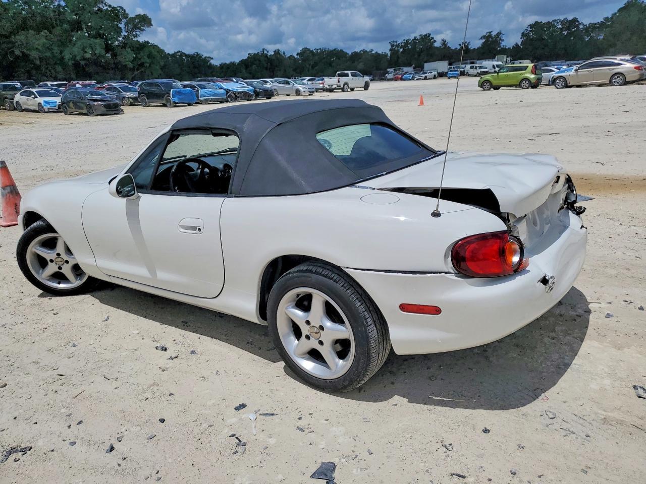 1999 Mazda Mx-5 Miata - Image 2