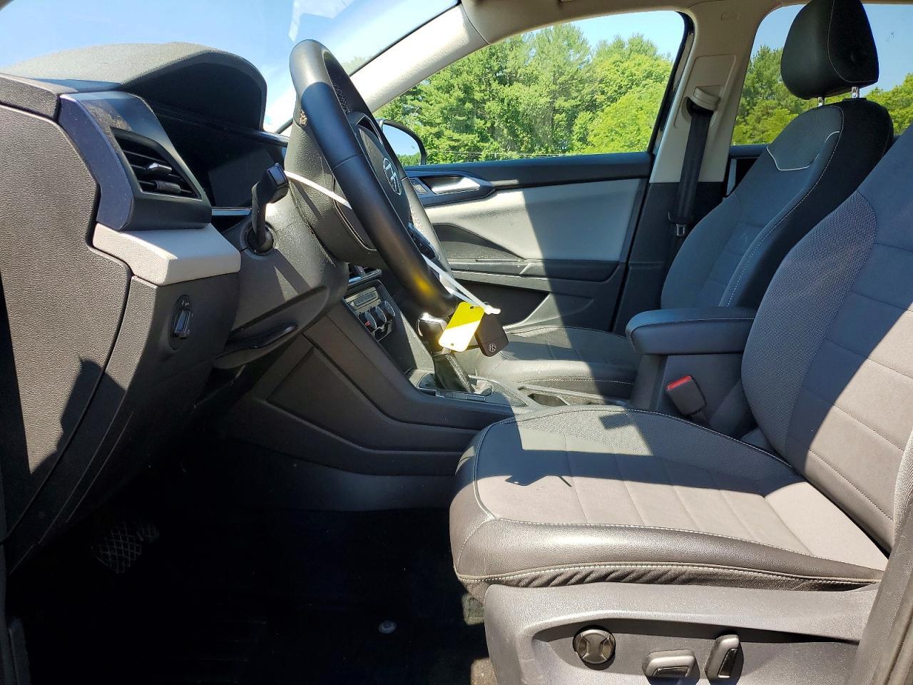 2023 Volkswagen Taos Se - Фото 7