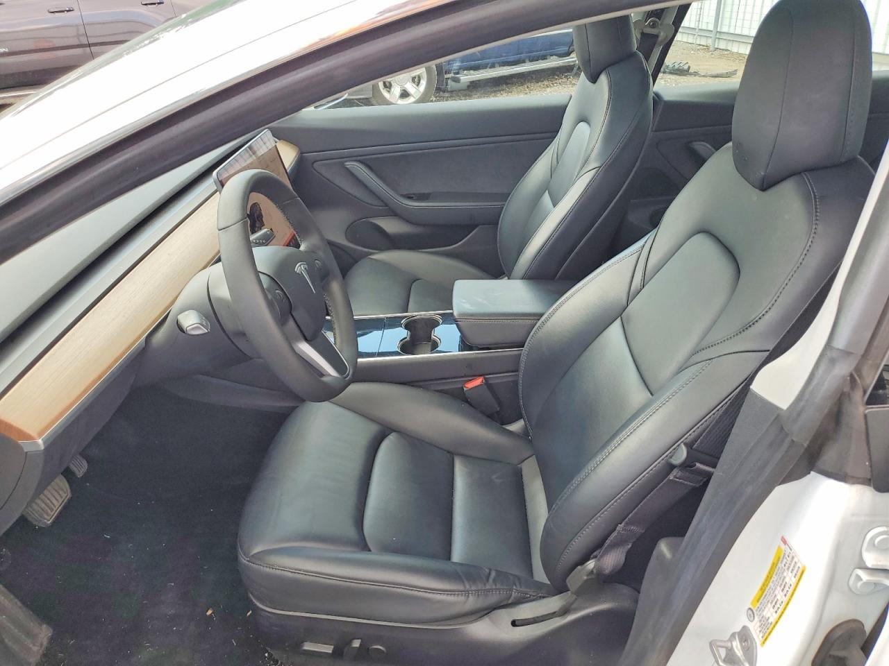 2019 Tesla Model 3 - Фото 7
