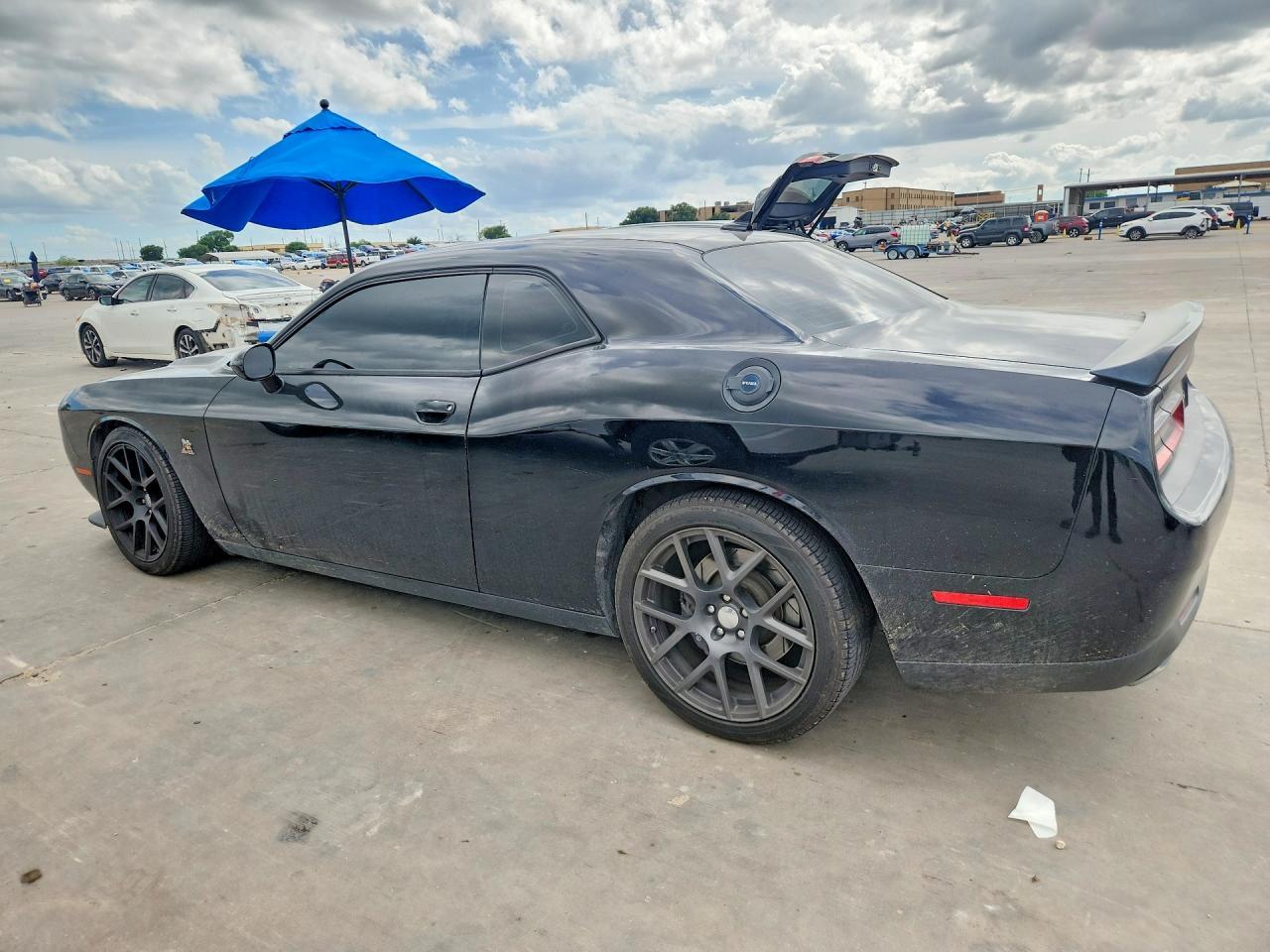 2016 Dodge Challenger R - Фото 2